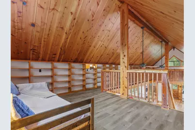 215 Lakeview Drive, Smithville, TX 78957 - Photo 15