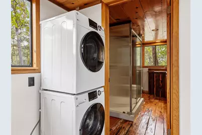 215 Lakeview Drive, Smithville, TX 78957 - Photo 21