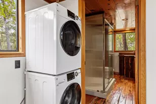 215 Lakeview Dr, Smithville, TX 78957 - Photo 21