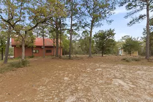 215 Lakeview Dr, Smithville, TX 78957 - Photo 23
