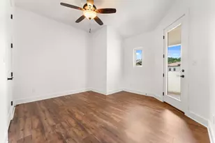 300 Marina View Ct, Austin, TX 78734 - Photo 17