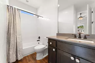 300 Marina View Ct, Austin, TX 78734 - Photo 15
