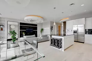 555 E 5th St., Austin, TX 78701 - Photo 5