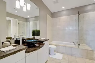 555 E 5th St., Austin, TX 78701 - Photo 13