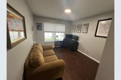 2100 Boyer Drive, Taylor, TX 76574 - Photo 5