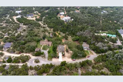 112 Twin Creek Circle, Dripping Springs, TX 78620 - Photo 35
