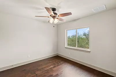 112 Twin Creek Circle, Dripping Springs, TX 78620 - Photo 31