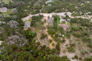 112 Twin Creek Cir, Dripping Springs, TX 78620 - Photo 37