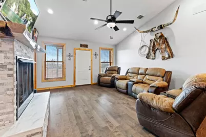 1767 County Road 420, Taylor, TX 76574 - Photo 5