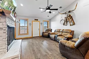 1767 Co Rd 420, Taylor, TX 76574 - Photo 5