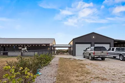 1767 County Road 420, Taylor, TX 76574 - Photo 27