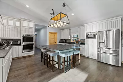 1767 County Road 420, Taylor, TX 76574 - Photo 7