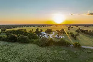 413 Co Rd 410, Buckholts, TX 76518 - Photo 3