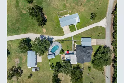 413 County Road 410, Buckholts, TX 76518 - Photo 33