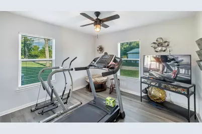 413 County Road 410, Buckholts, TX 76518 - Photo 37