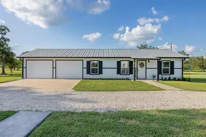 413 County Road 410, Buckholts, TX 76518 - Photo 31