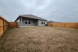 221 Wirecrested Dr, Lockhart, TX 78644 - Photo 31