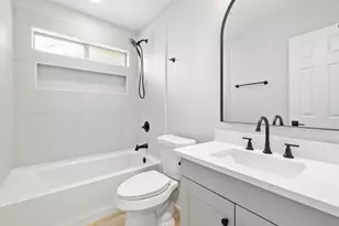 1006 Cottonbowl Dr, Taylor, TX 76574 - Photo 21