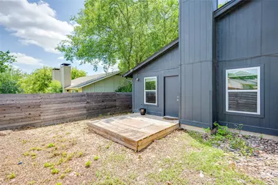 2315 Burleson Road, Austin, TX 78741 - Photo 11
