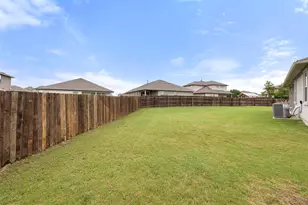 16401 Coratina Dr, Pflugerville, TX 78660 - Photo 35
