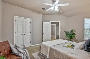 915 Mesquite Hollow Pl, Round Rock, TX 78665 - Photo 27