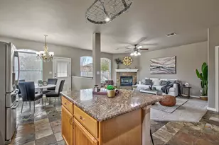 915 Mesquite Hollow Pl, Round Rock, TX 78665 - Photo 9