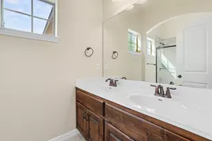 1020 Winding Way Dr, Georgetown, TX 78628 - Photo 23