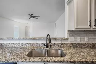 360 Farmer Ln, Jarrell, TX 76537 - Photo 9