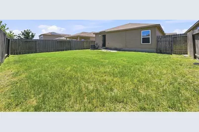 360 Farmer Lane, Jarrell, TX 76537 - Photo 21