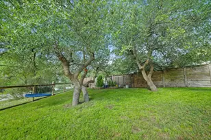 10604 Lake Beach Dr, Dripping Springs, TX 78620 - Photo 23