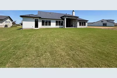117 La Ventana Drive, Liberty Hill, TX 78642 - Photo 13