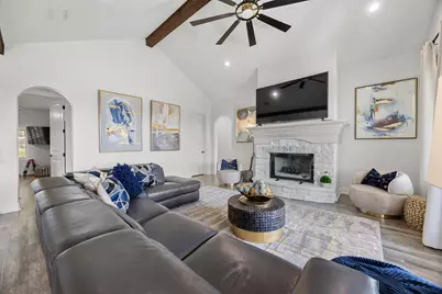 9008 Hobby Lane, Jonestown, TX 78645 - Photo 11