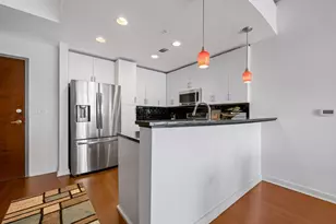 360 Nueces St, Austin, TX 78701 - Photo 17