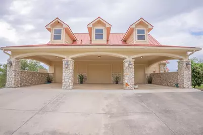 2810 Bridlewood Ranches Drive, San Marcos, TX 78666 - Photo 5