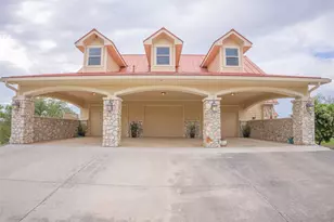 2810 Bridlewood Ranches Dr, San Marcos, TX 78666 - Photo 5