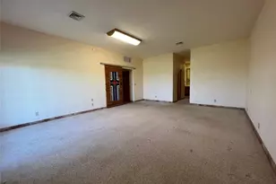 333 Co Rd 497, Taylor, TX 76574 - Photo 19