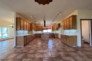 333 Co Rd 497, Taylor, TX 76574 - Photo 7