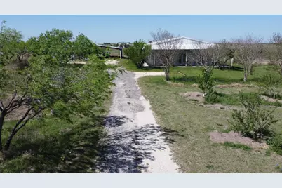 333 County Road 497, Taylor, TX 76574 - Photo 5
