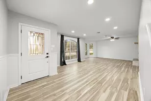 1516 Lorson Loop, Round Rock, TX 78665 - Photo 5