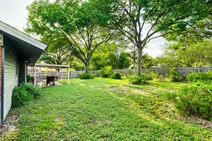 1300 Neans Dr, Austin, TX 78758 - Photo 23