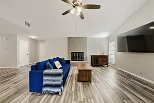 1300 Neans Dr, Austin, TX 78758 - Photo 3
