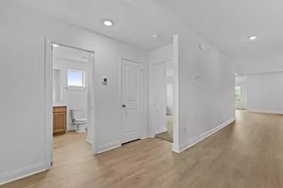 261 Rivers Edge Drive, Georgetown, TX 78628 - Photo 5