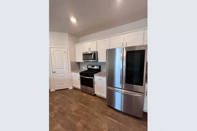 944 Vogel Drive, Georgetown, TX 78626 - Photo 3