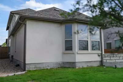 112 Rosebush Drive, Liberty Hill, TX 78642 - Photo 7