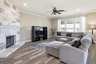 302 Alamosa Dr, Georgetown, TX 78626 - Photo 5