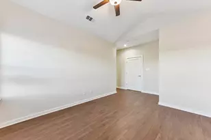 17012 Marsh Wren Pass Dr, Pflugerville, TX 78660 - Photo 9