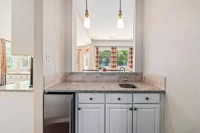 58 Cottondale Road, The Hills, TX 78738 - Photo 9