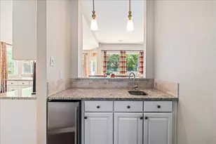 58 Cottondale Rd, The Hills, TX 78738 - Photo 9