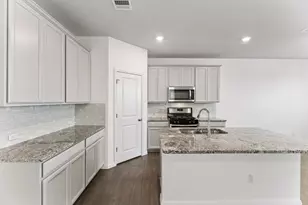 120 McKittrick Ridge St, Dripping Springs, TX 78620 - Photo 9