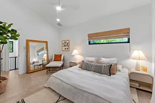 409 W 55th 1/2 St, Austin, TX 78751 - Photo 15